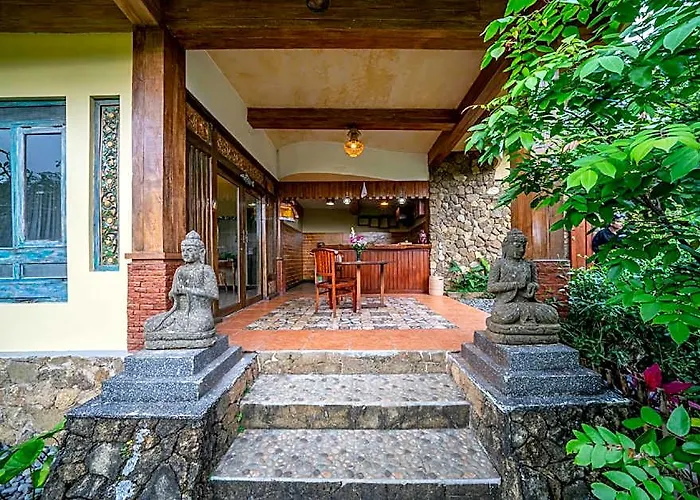 Hotel Yoga Maya 3*